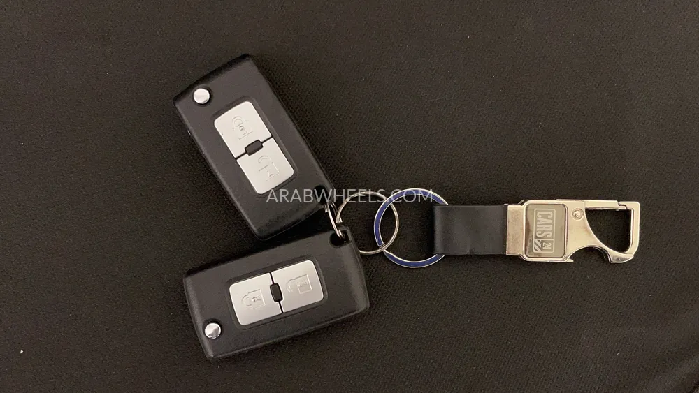 ميتسوبيشي باجيرو 2020 for Sale in دبي Image-27