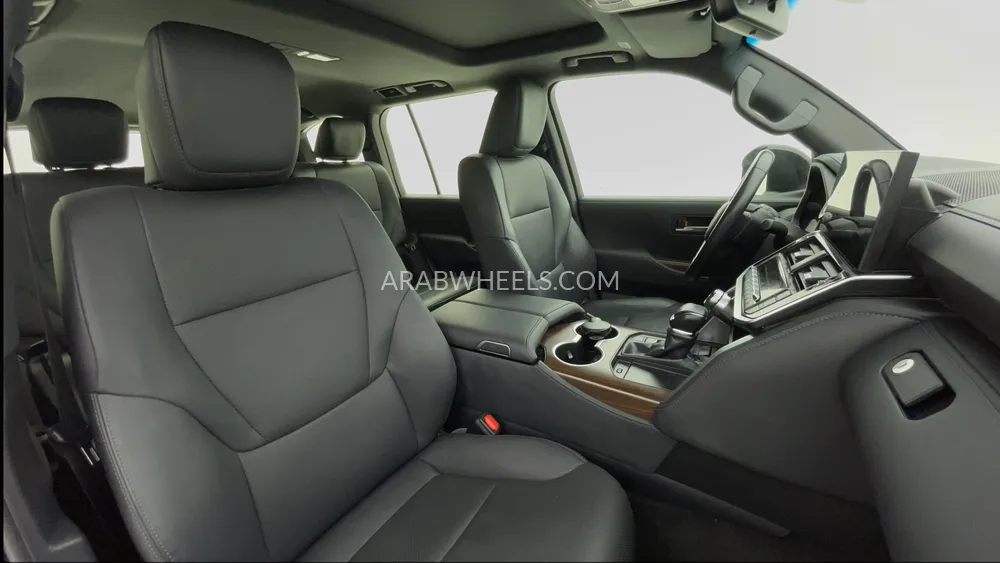 Toyota Land Cruiser 2023 for Sale in Dubai Image-26