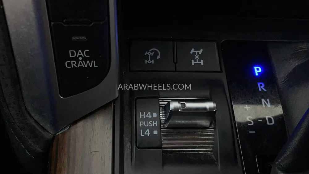 Toyota Land Cruiser 2023 for Sale in Dubai Image-36