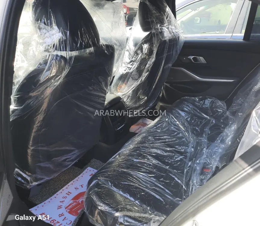 BMW 3 series 2021 for Sale in Al Ain Image-4