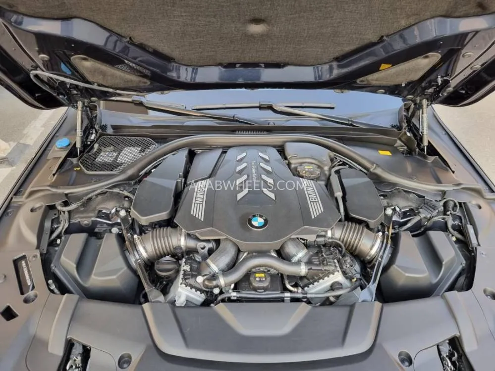 BMW 7 series 2020 for Sale in Dubai Image-11