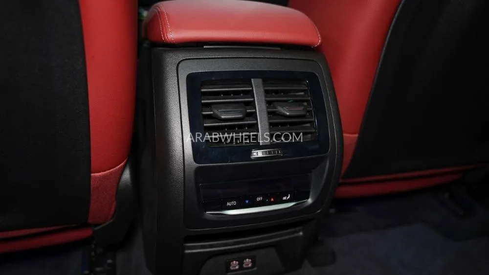 بي إم دبليو X4 2025 for Sale in أبو ظبي Image-11