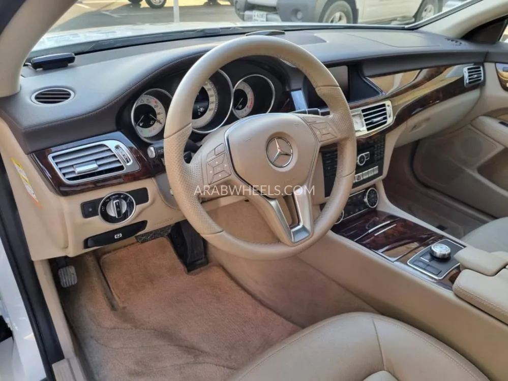 Mercedes Benz CLS Class 2014 for Sale in Dubai Image-8