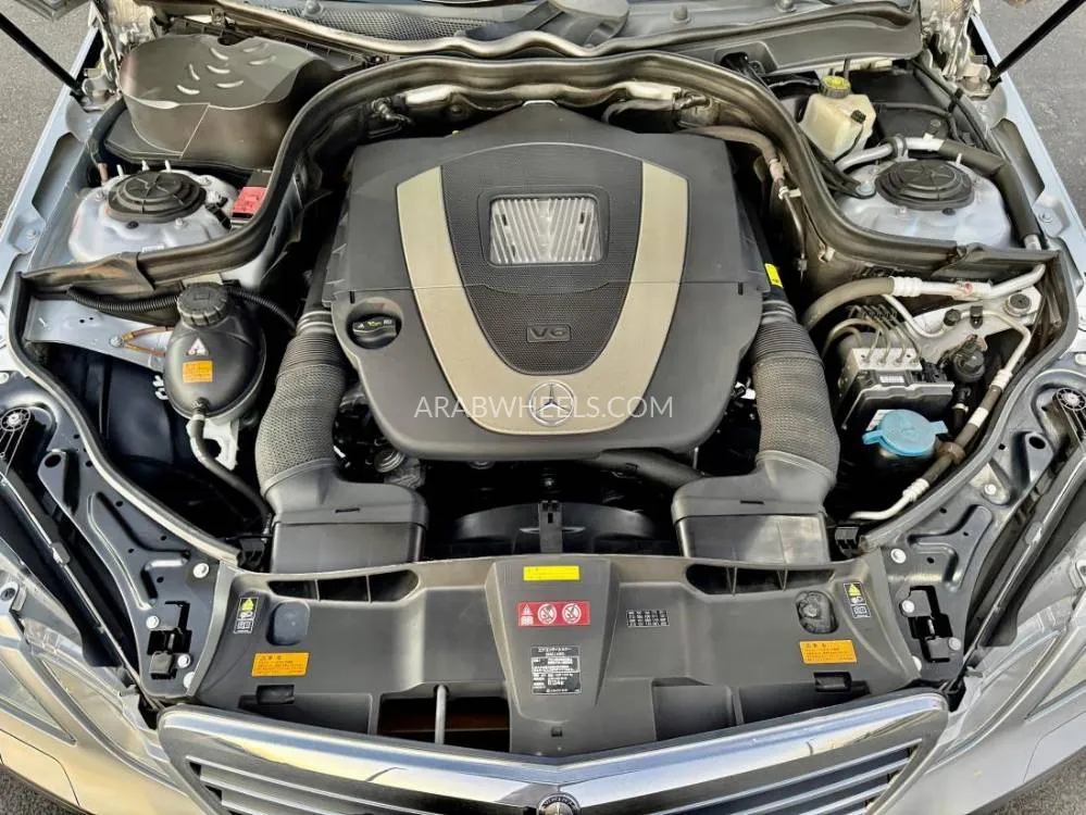 Mercedes Benz E Class 2009 for Sale in Dubai Image-17