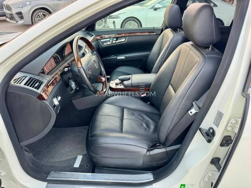 Mercedes Benz CLS Class 2006 for Sale in Dubai Image-9