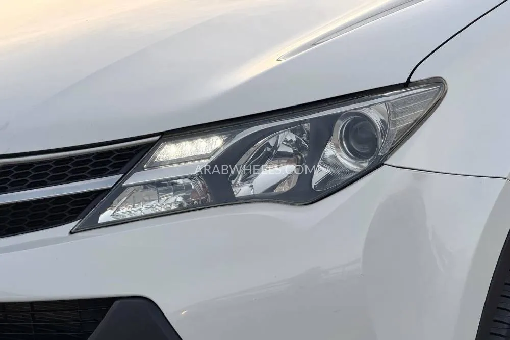 Toyota Rav4 2015 for Sale in Dubai Image-4