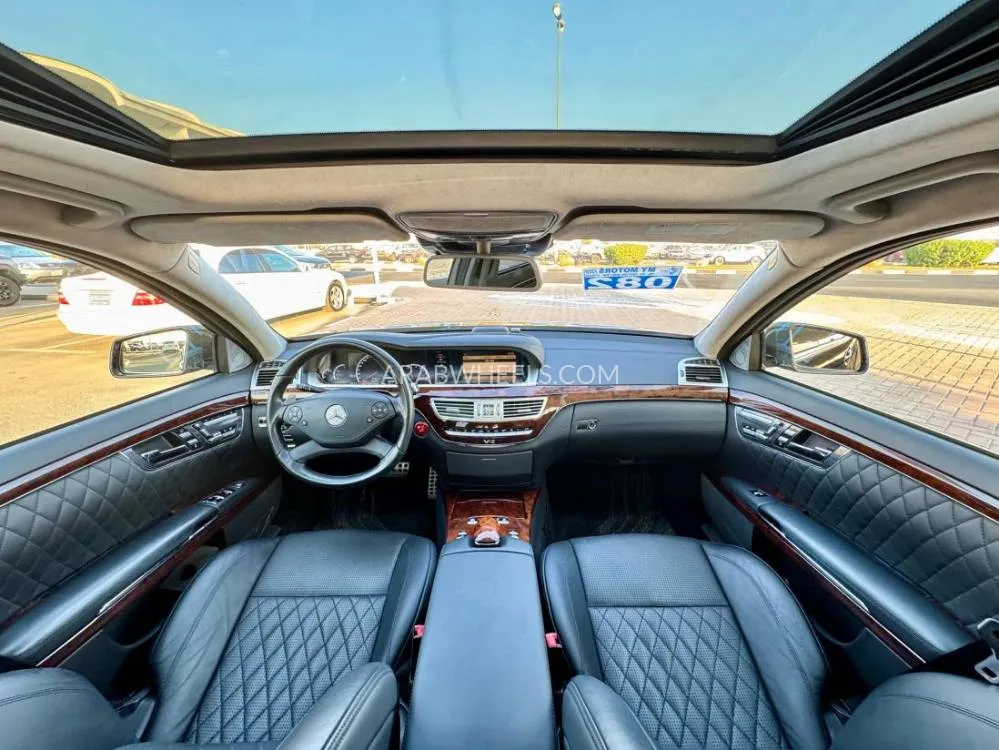 Mercedes Benz CLS Class 2010 for Sale in Dubai Image-13