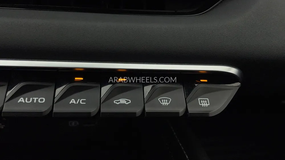 Geely Coolray 2024 for Sale in Dubai Image-49