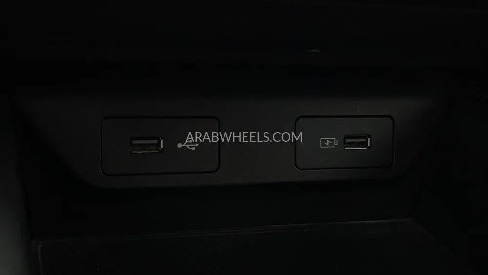 Geely Coolray 2024 for Sale in Dubai Image-57