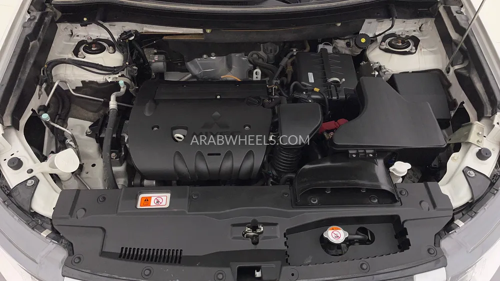 Mitsubishi Outlander 2023 for Sale in Dubai Image-9