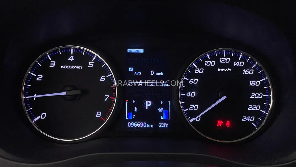 Mitsubishi Outlander 2023 for Sale in Dubai Image-13