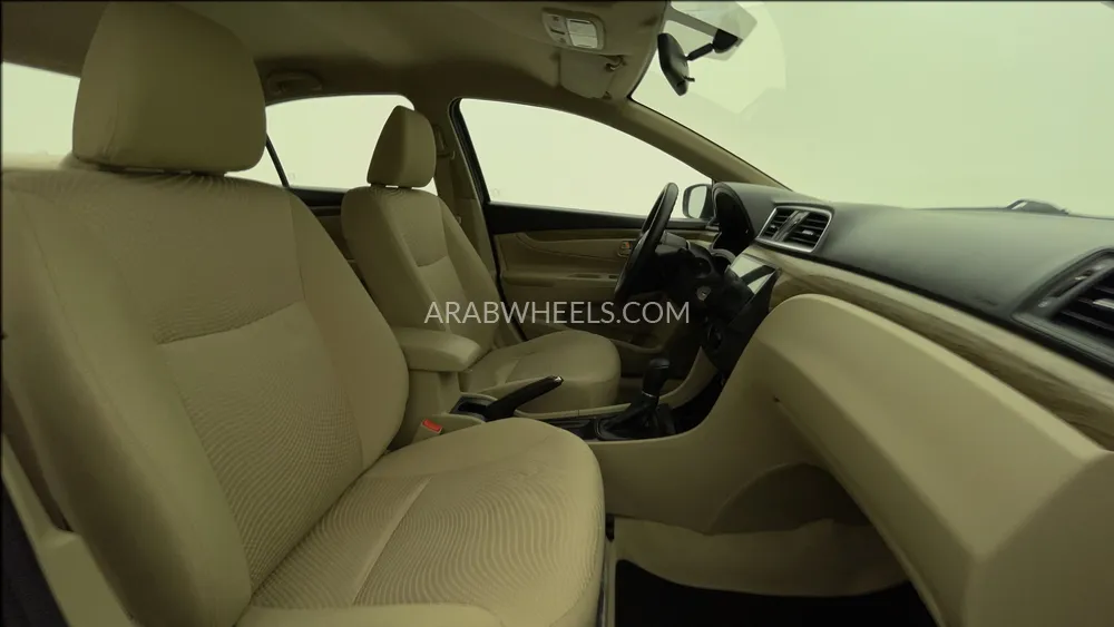Suzuki Ciaz 2023 for Sale in Dubai Image-22