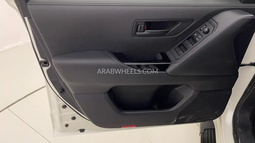 تويوتا لاند كروزر 2024 for Sale in دبي Image-19