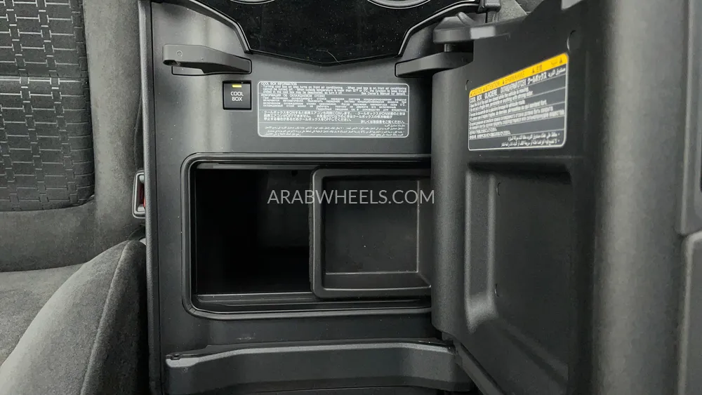 تويوتا لاند كروزر 2024 for Sale in دبي Image-49