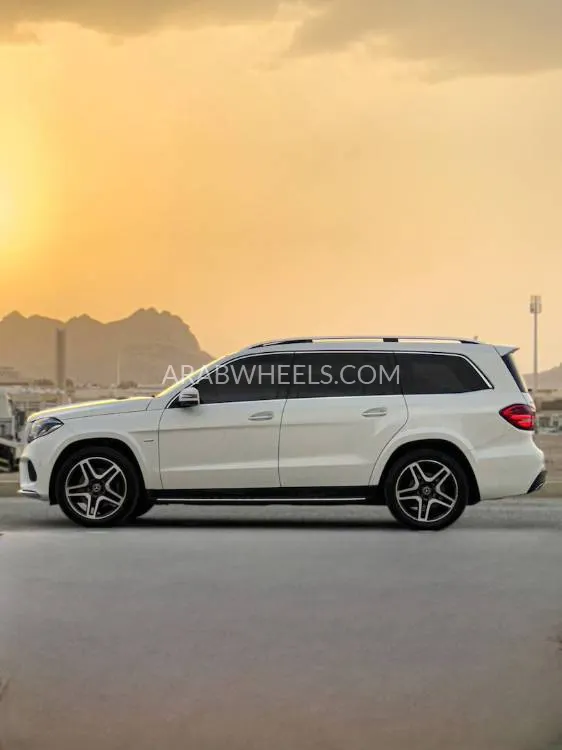 مرسيدس بنز GLS 2019 for Sale in العين Image-5