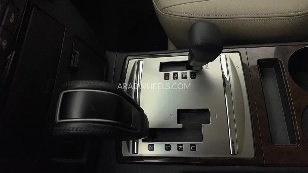 Mitsubishi Pajero 2017 for Sale in Dubai Image-18