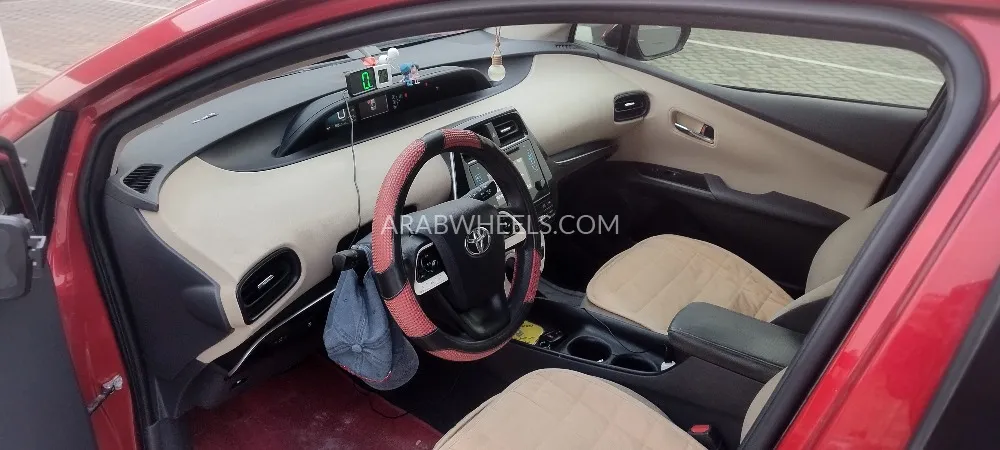 Toyota Prius 2016 for Sale in Sharjah Image-6