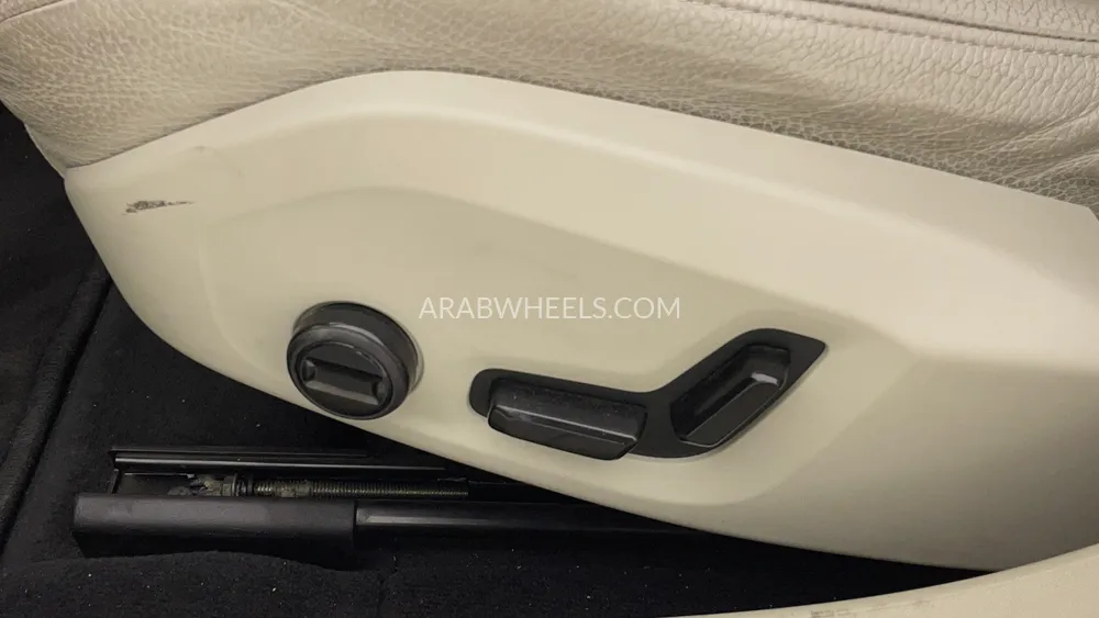 Volvo S90 2023 for Sale in Dubai Image-24