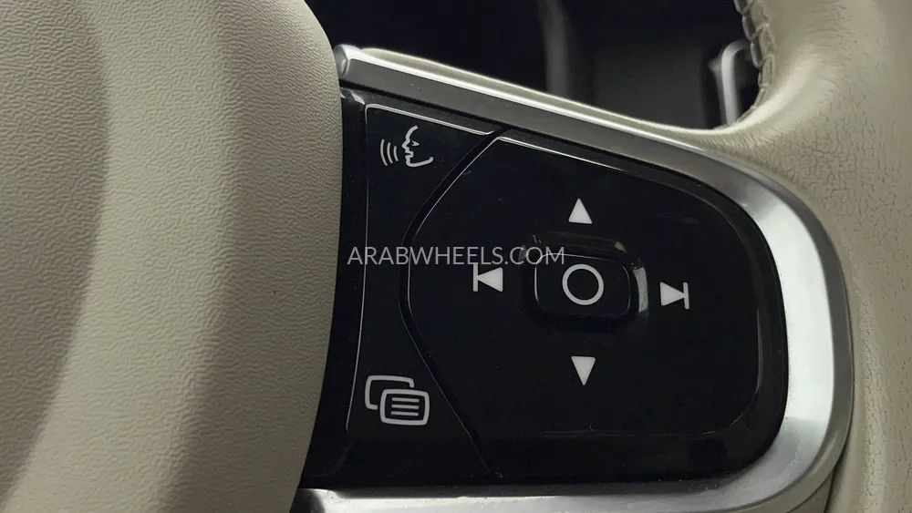 Volvo S90 2023 for Sale in Dubai Image-50