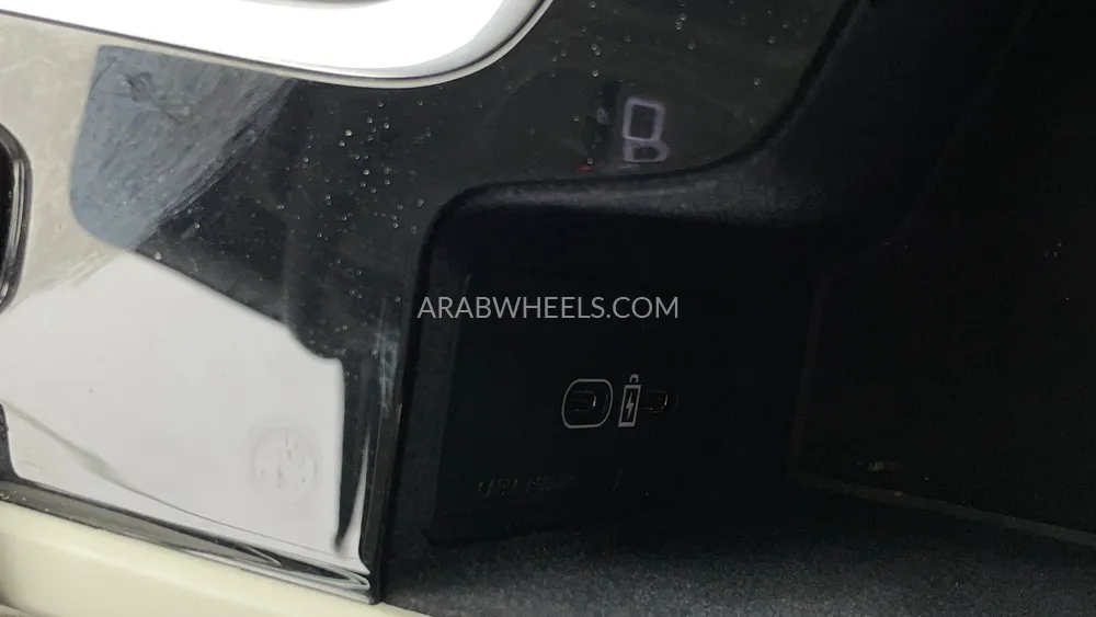 Volvo S90 2023 for Sale in Dubai Image-54