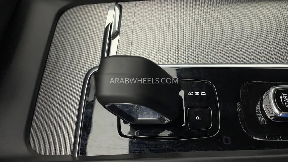 Volvo XC60 2023 for Sale in Dubai Image-20