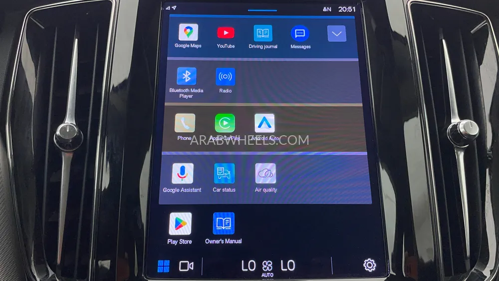 Volvo XC60 2023 for Sale in Dubai Image-37