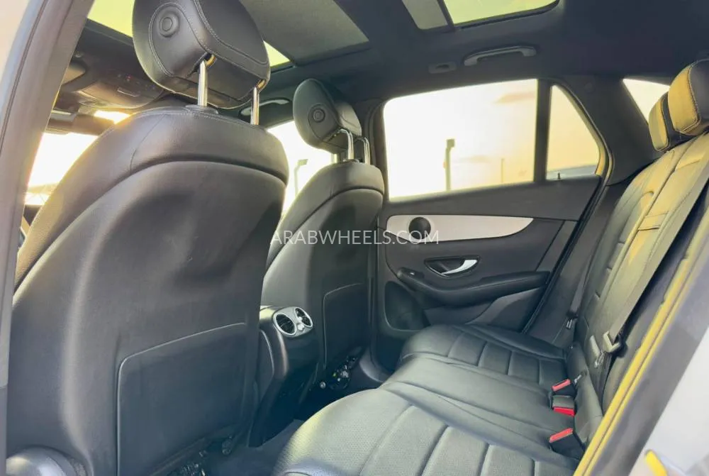مرسيدس بنز GLC كلاس 2022 for Sale in دبي Image-12