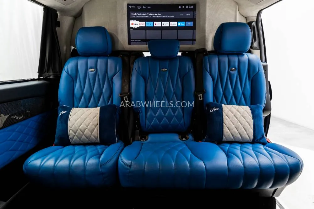 Mercedes Benz V Class 2022 for Sale in Dubai Image-3