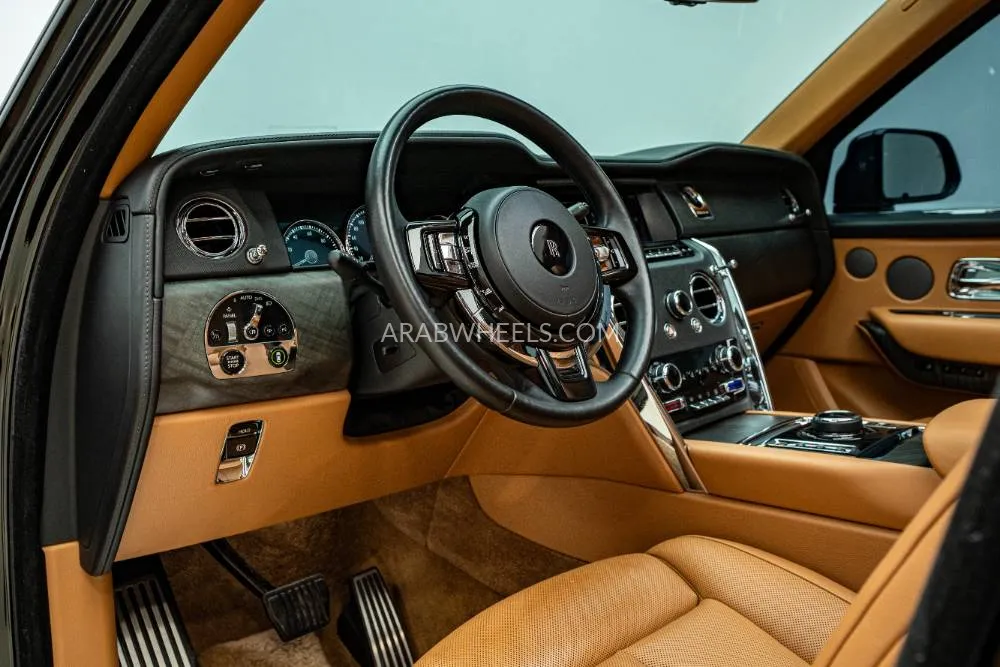 Rolls Royce Cullinan 2019 for Sale in Dubai Image-4