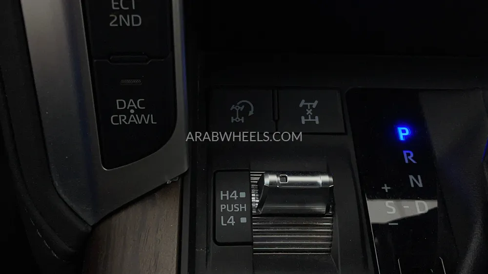 Toyota Land Cruiser 2023 for Sale in Dubai Image-39