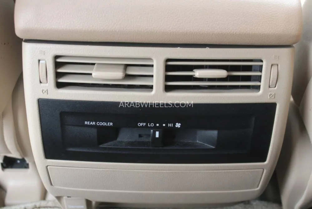 Toyota Land Cruiser 2014 for Sale in Dubai Image-12