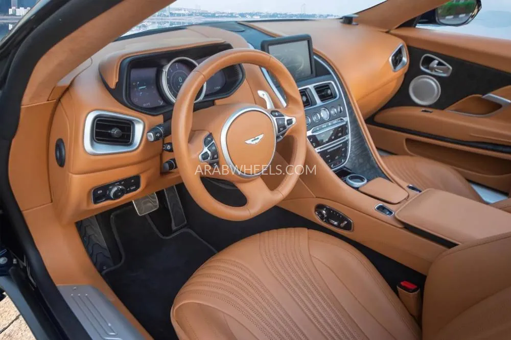 Aston Martin DB11 2022 for Sale in Dubai Image-9