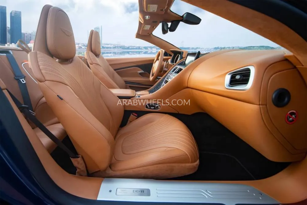 Aston Martin DB11 2022 for Sale in Dubai Image-12