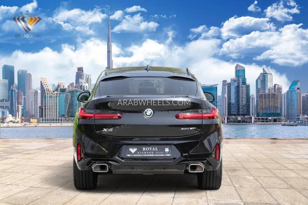 BMW X4 2024 for Sale in Dubai Image-5
