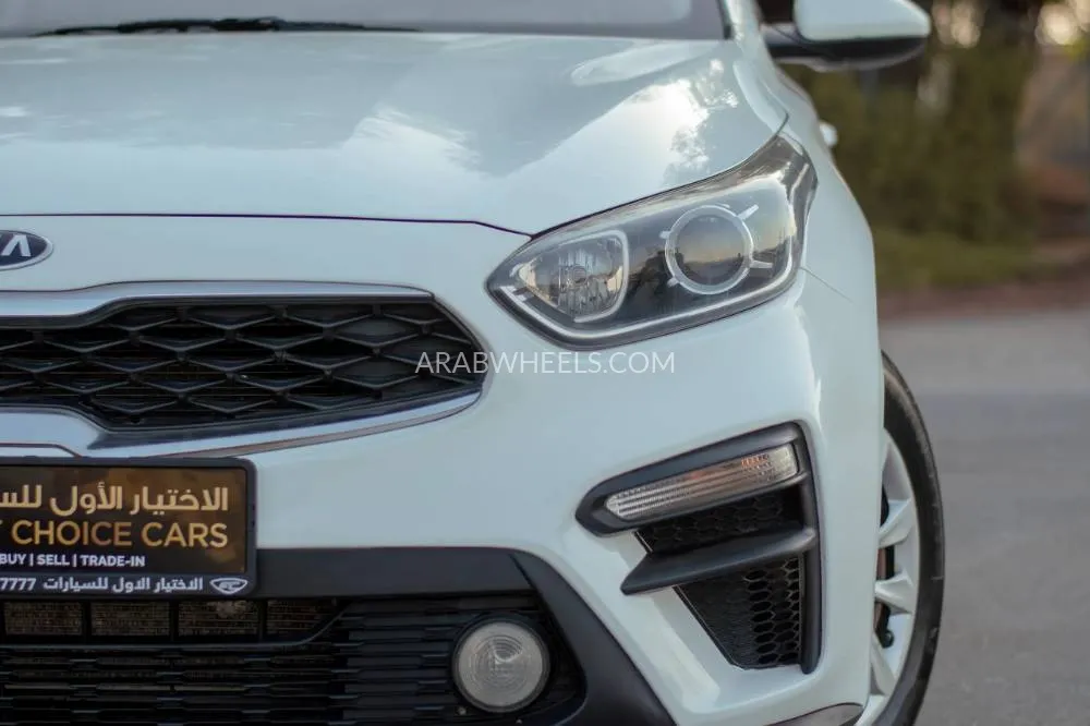 Kia Cerato 2022 for Sale in Sharjah Image-3