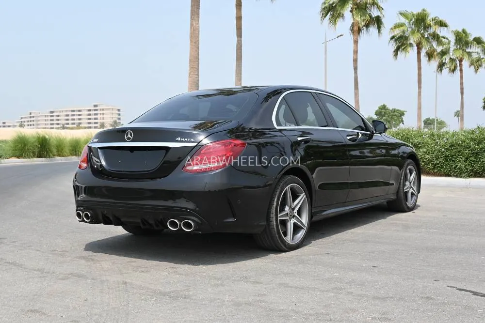 Mercedes Benz C Class 2018 for Sale in Ajman Image-9