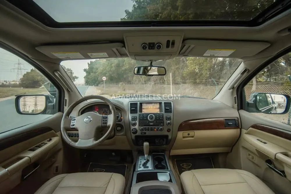Nissan Armada 2020 for Sale in Sharjah Image-7
