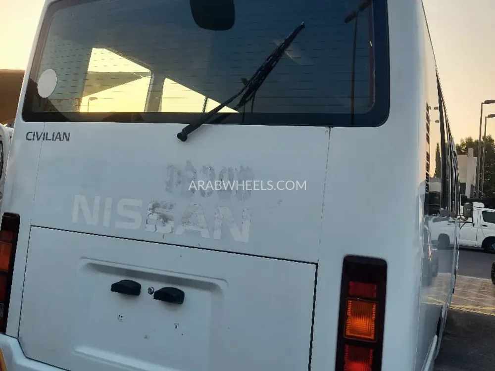 Nissan Civilian 2009 for Sale in Sharjah Image-6