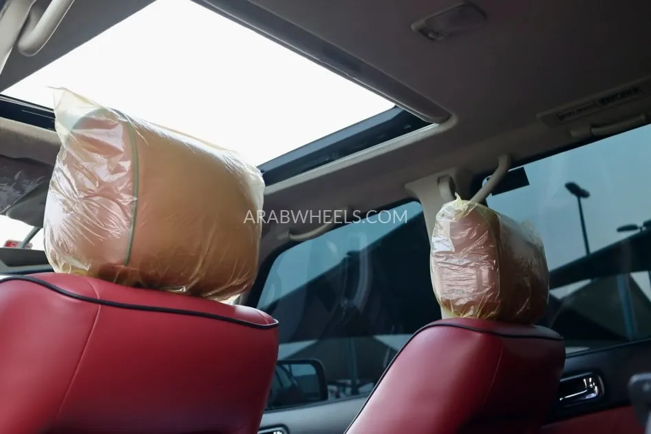 Nissan Patrol 2021 for Sale in Sharjah Image-5