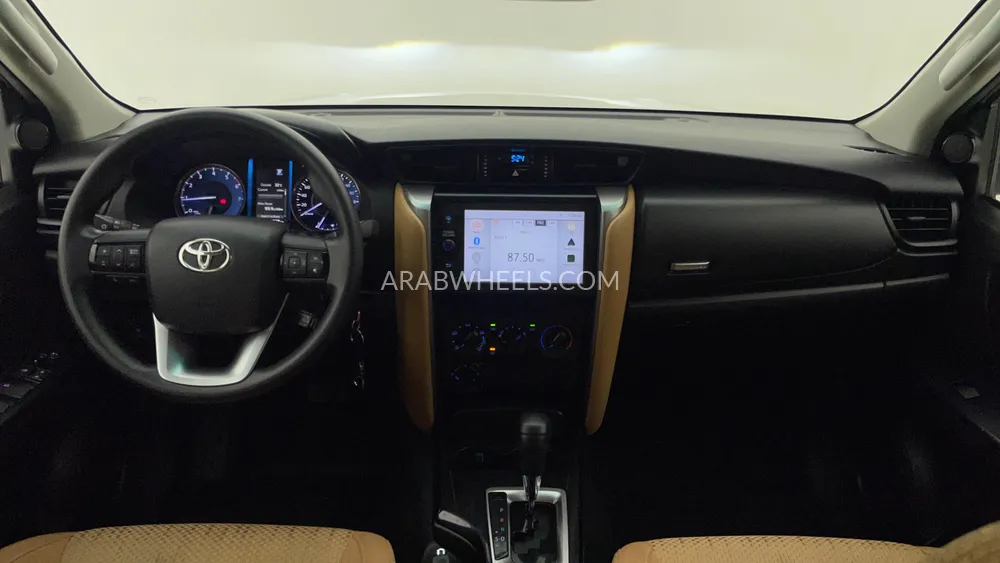 Toyota Fortuner 2023 for Sale in Dubai Image-12