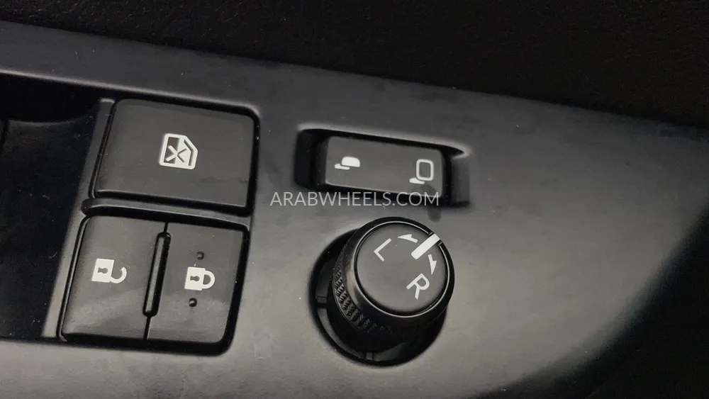 Toyota Fortuner 2023 for Sale in Dubai Image-41