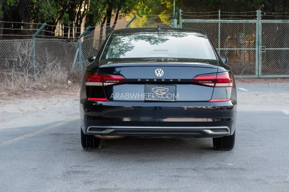 Volkswagen Passat 2022 for Sale in Sharjah Image-7