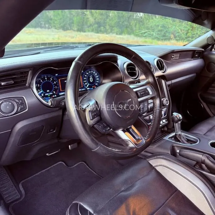 Ford Mustang 2020 for Sale in Ajman Image-5