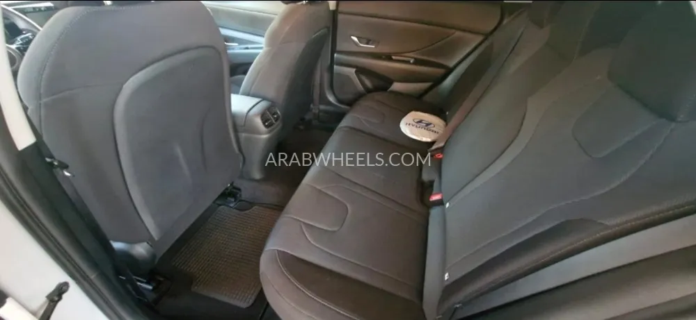 هيونداي إلنترا 2023 for Sale in الشارقة Image-6