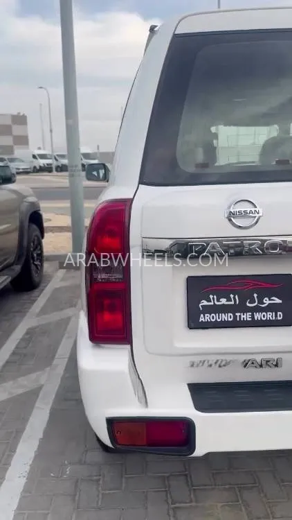 Nissan Patrol 2021 for Sale in Abu Dhabi Image-4