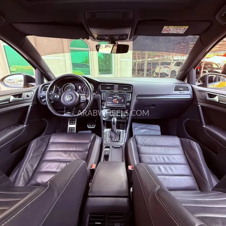 Volkswagen Golf R 2017 for Sale in Ajman Image-8