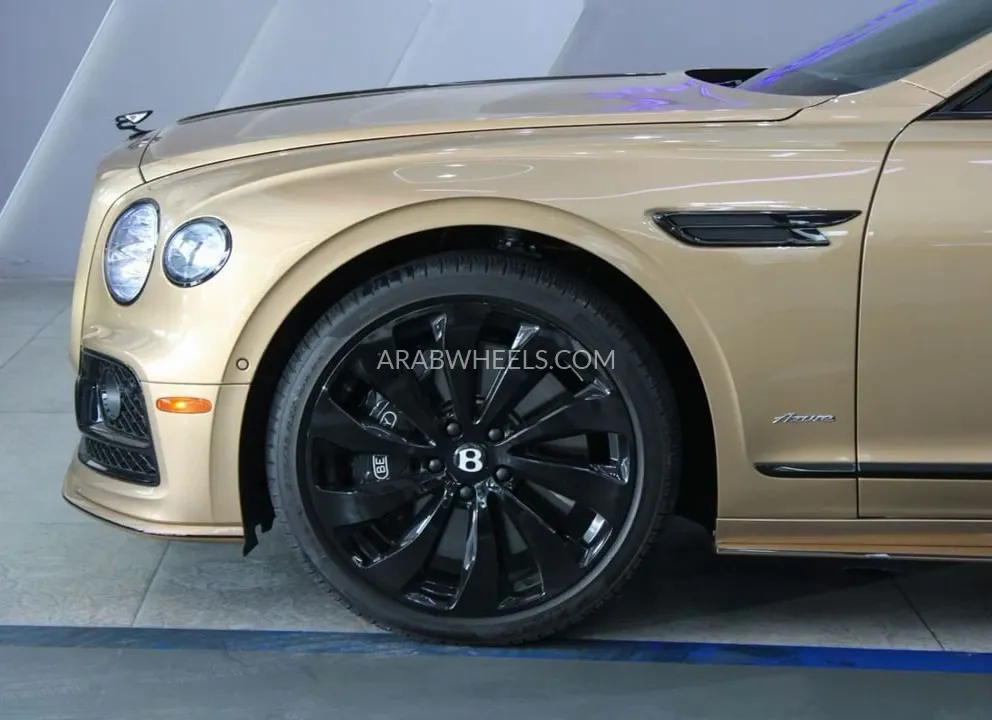 Bentley Flying Spur 2023 for Sale in Dubai Image-4