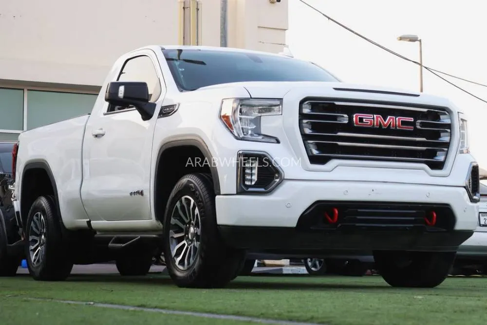 GMC Sierra 2020 for Sale in Sharjah Image-2