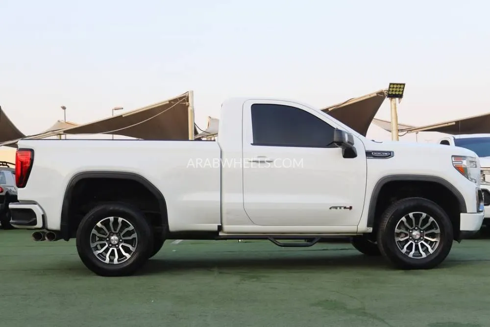 GMC Sierra 2020 for Sale in Sharjah Image-5