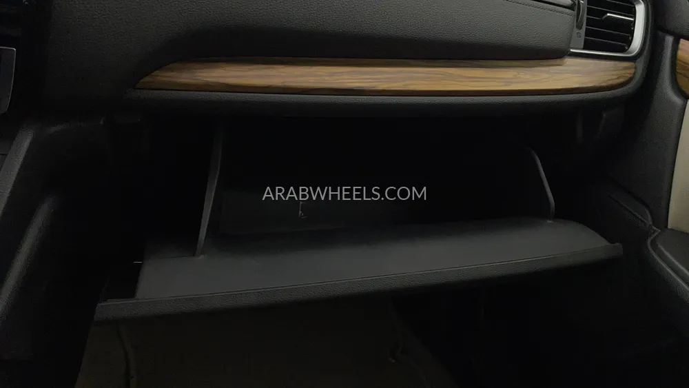 Honda CR-V 2019 for Sale in Dubai Image-33